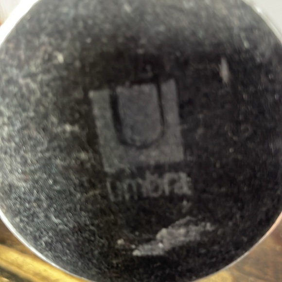 Umbra somewhat heavy pair of metal candle holders.  Super cute! - Picture 4 of 10